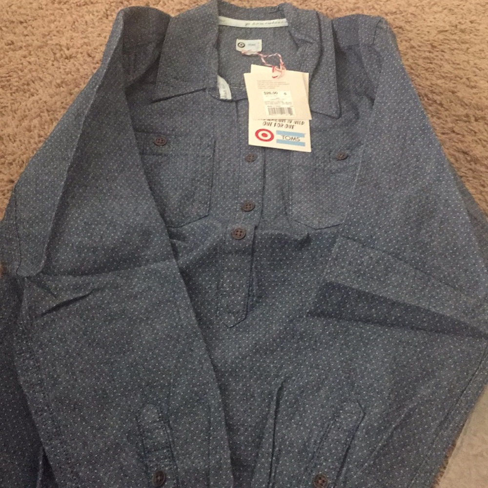 Brand new”Toms”Chambray Women’s Shirt